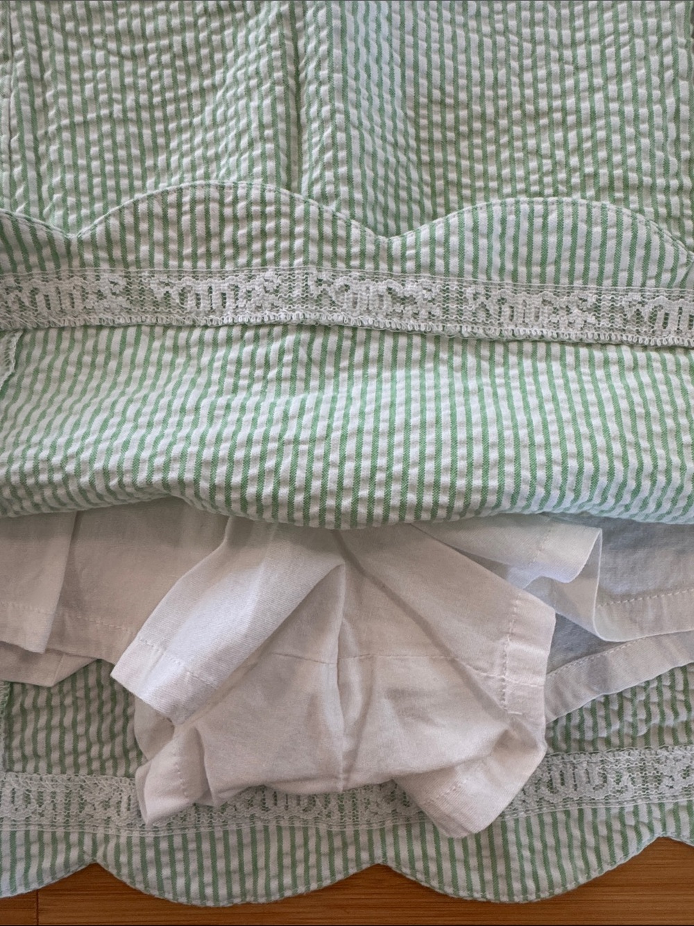 Lilly Pulitzer Light Green Seersucker Scalloped Skort - Picture 6 of 6